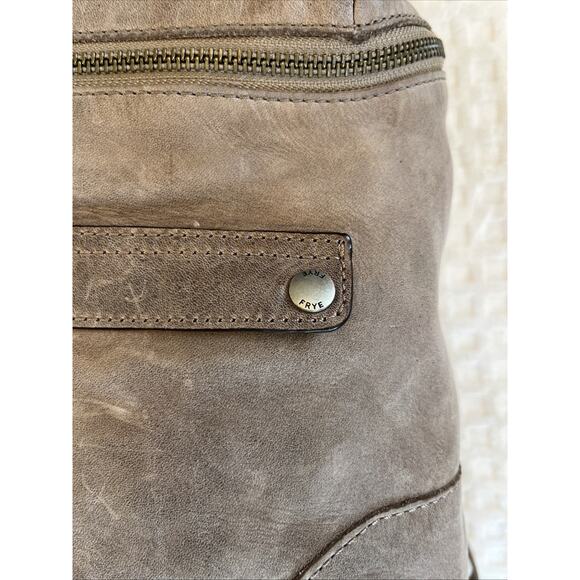 Vintage FRYE Light Brown Khaki Leather Backpack Silver Purse Boho Travel Classic main image 13